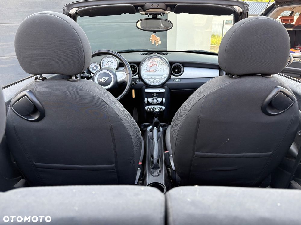 MINI Cooper Standard - 13