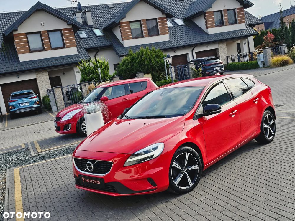 Volvo V40 D2 Drive-E R-Design Momentum - 34