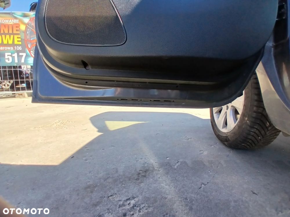 Opel Meriva B Drzwi Tył Tylne Prawe Kolor Z177 - 7