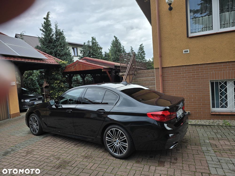 BMW Seria 5 530i xDrive mHEV M Sport sport - 3