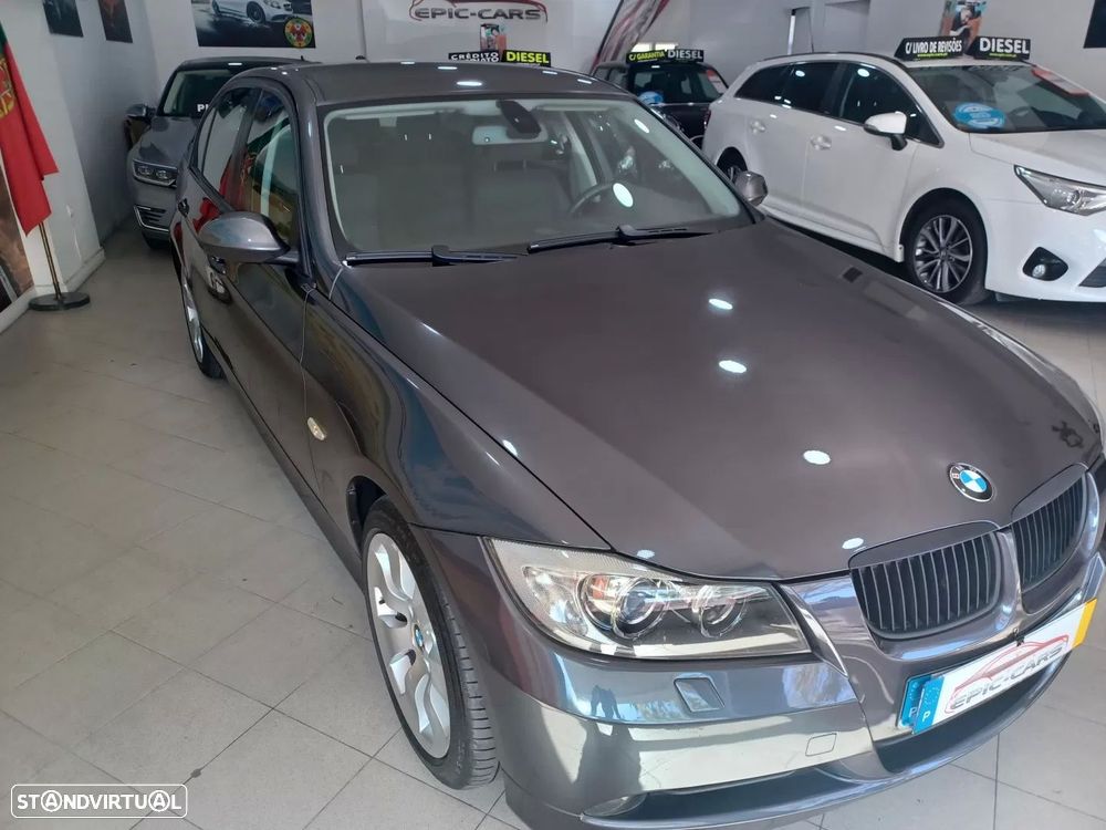 BMW 318 d - 10