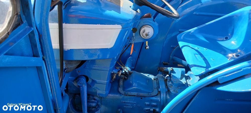 Ford Super Dexta 3000 - 12