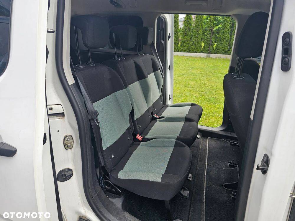 Citroën Berlingo XL 1.2 PureTech Feel S&S (7-os.) - 10