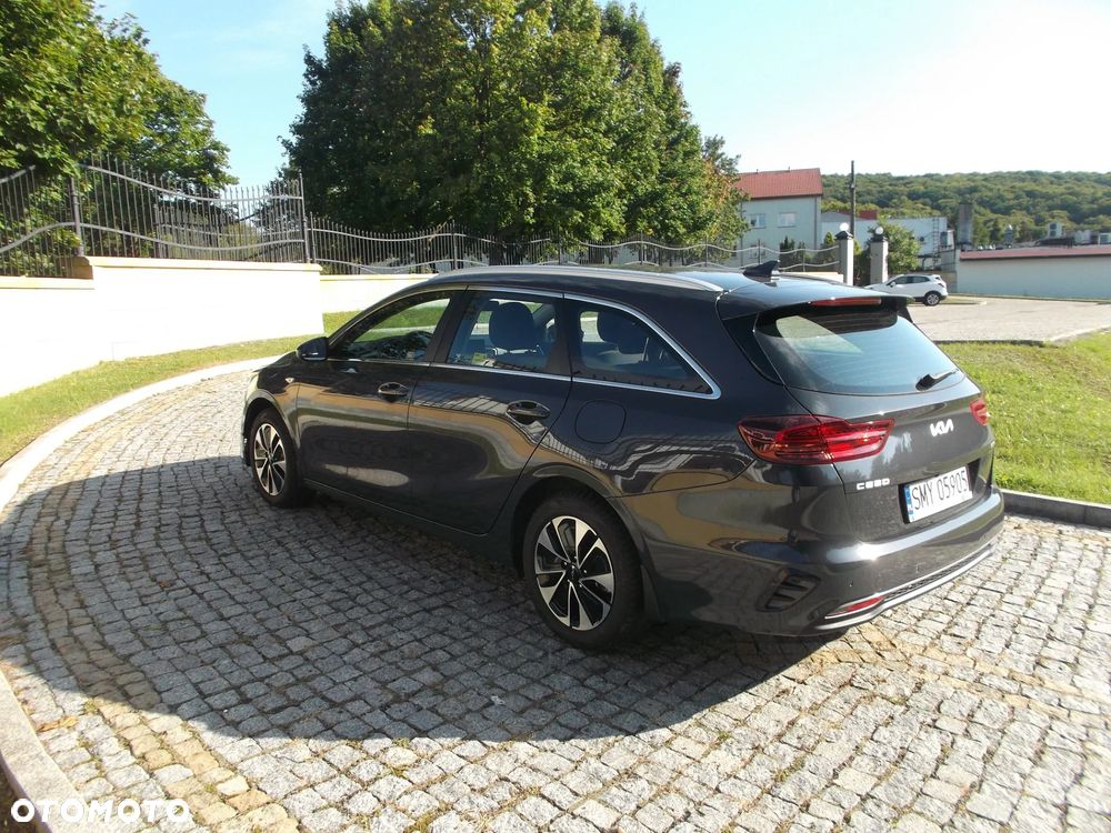 Kia Ceed 1.5 T-GDI M - 8