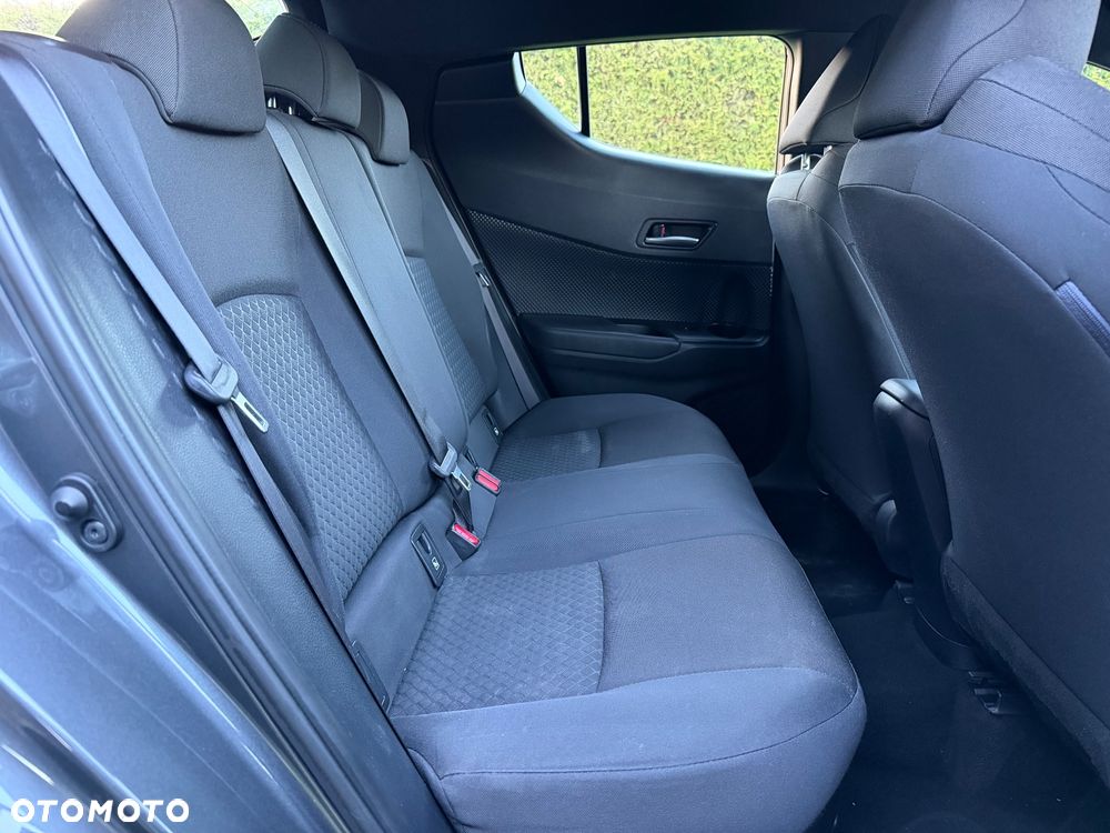 Toyota C-HR Business-Edition - 19