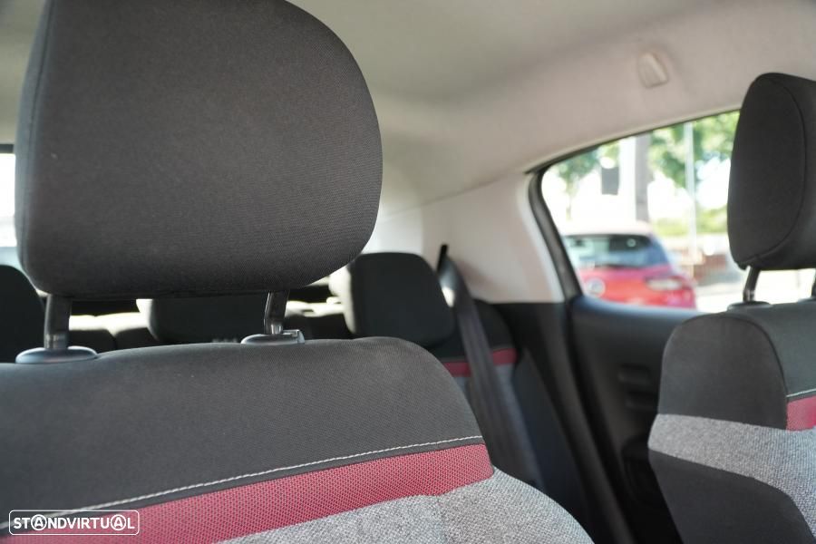 Citroën C3 1.2 PureTech Shine - 20