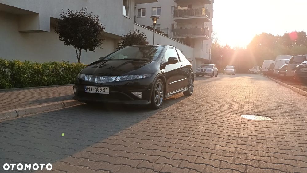 Honda Civic 1.8 TypeS - 1