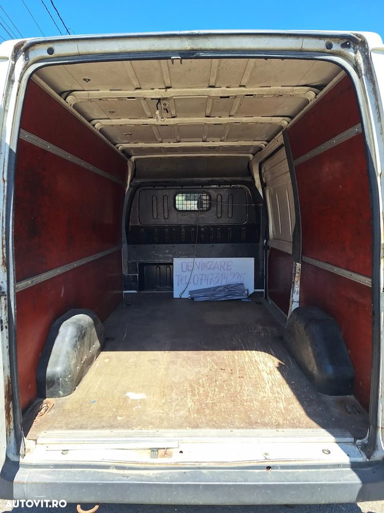 Ford TRANSIT 125T300 - 13