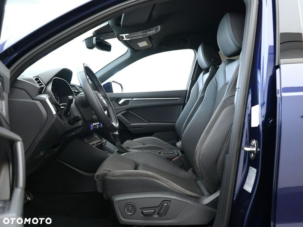 Audi Q3 - 13
