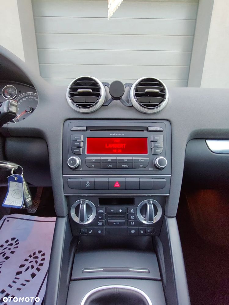 Audi A3 Sportback 1.6 Ambiente - 14
