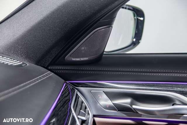 BMW Seria 7 - 12