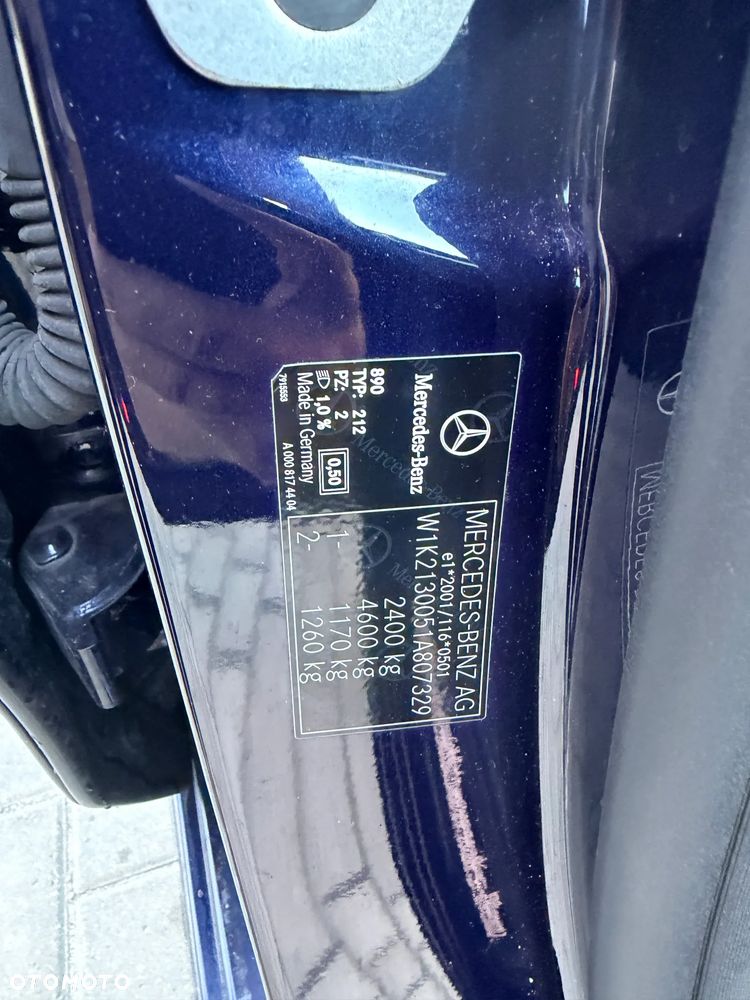 Mercedes-Benz Klasa E 220 d 4-Matic Avantgarde - 19