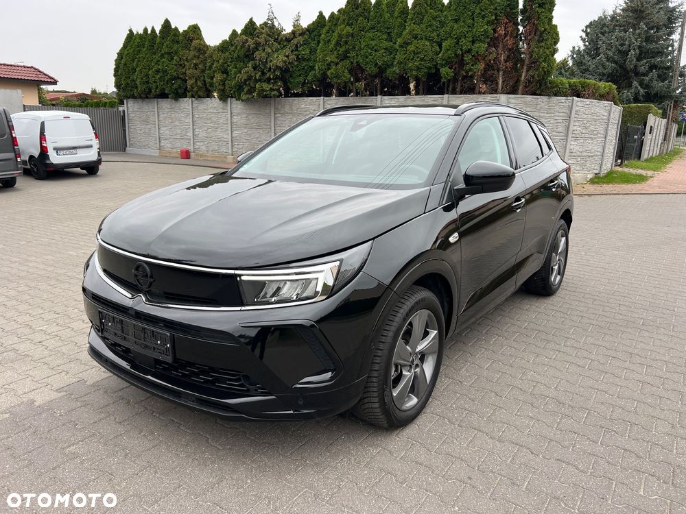 Opel Grandland 1.2 T GS Line S&S - 3