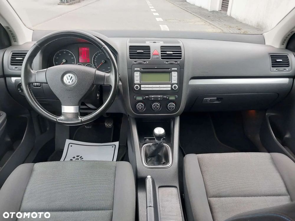 Volkswagen Golf 1.6 Tour - 14