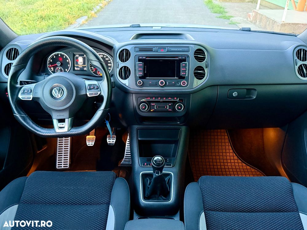 Volkswagen Tiguan 1.4 TSI BlueMotion Technology Sport & Style - 8