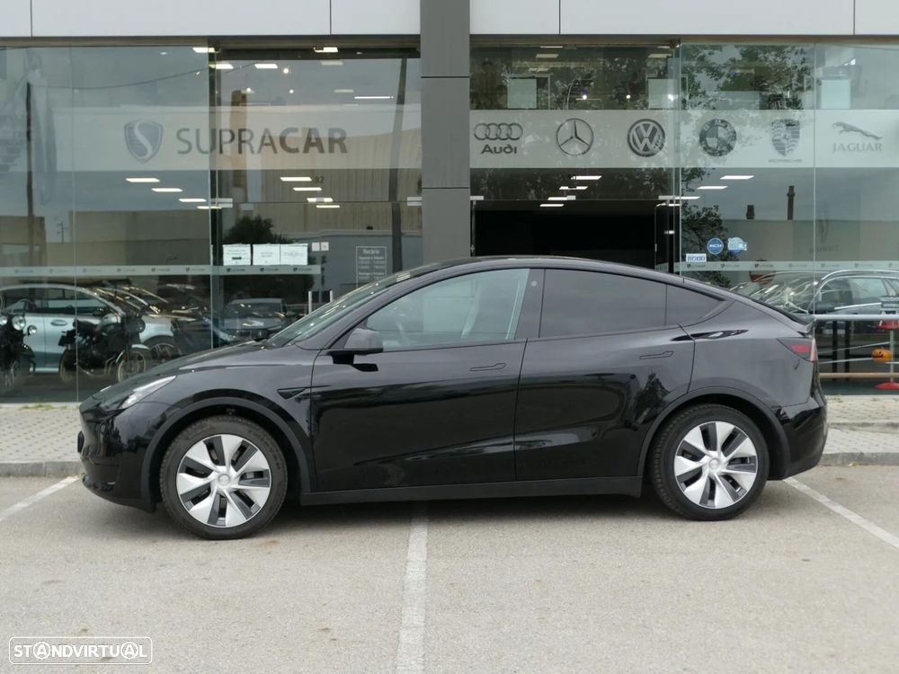 Tesla Model Y Standard - 36