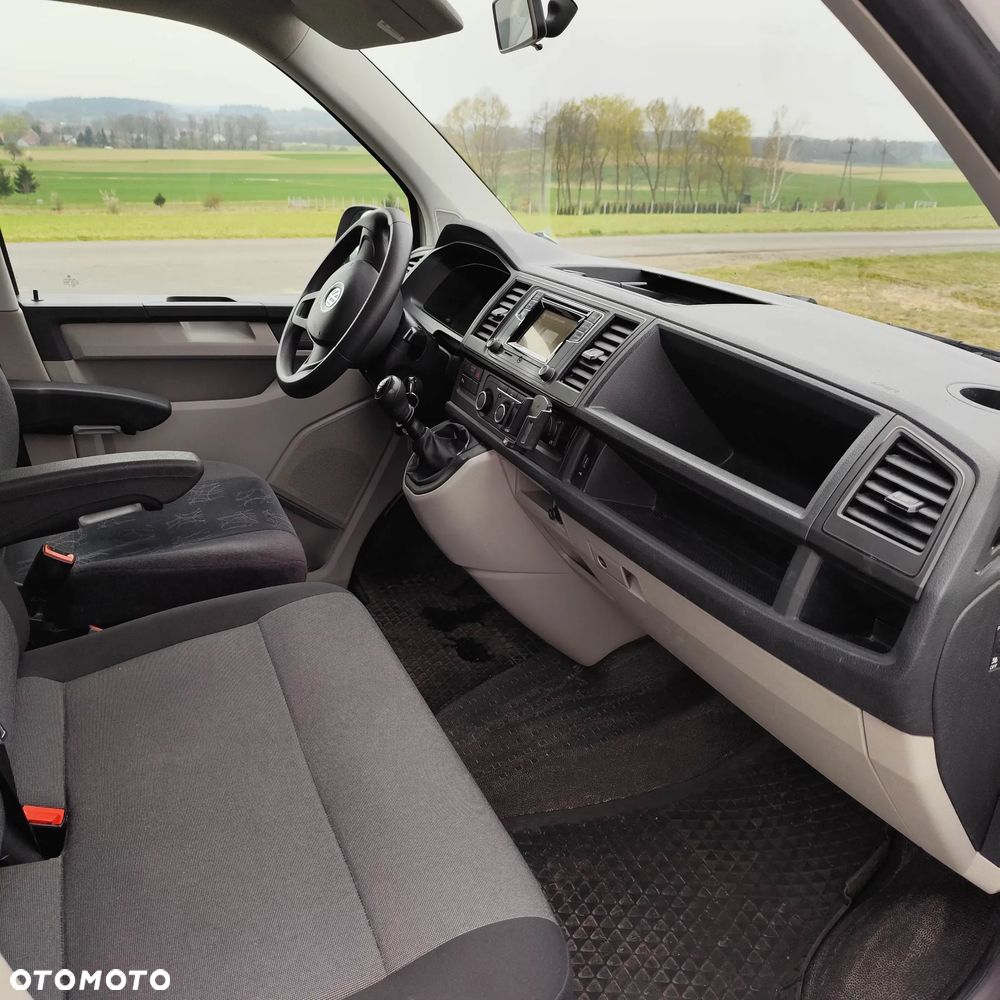 Volkswagen Transporter - 13