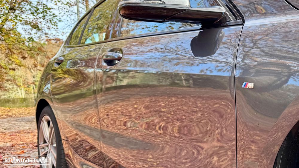 BMW 118 i Pack Desportivo M Auto - 26