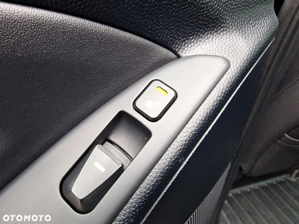 Hyundai ix35 1.7 CRDi 2WD blue Style - 17