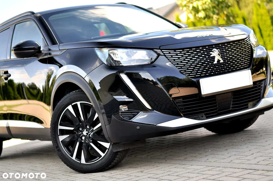 Peugeot 2008 BlueHDi 130 Allure S&S EAT8 - 4