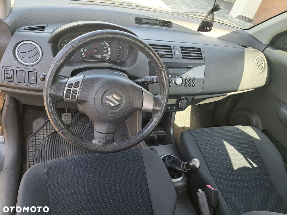 Suzuki Swift 1.3 Comfort - 9