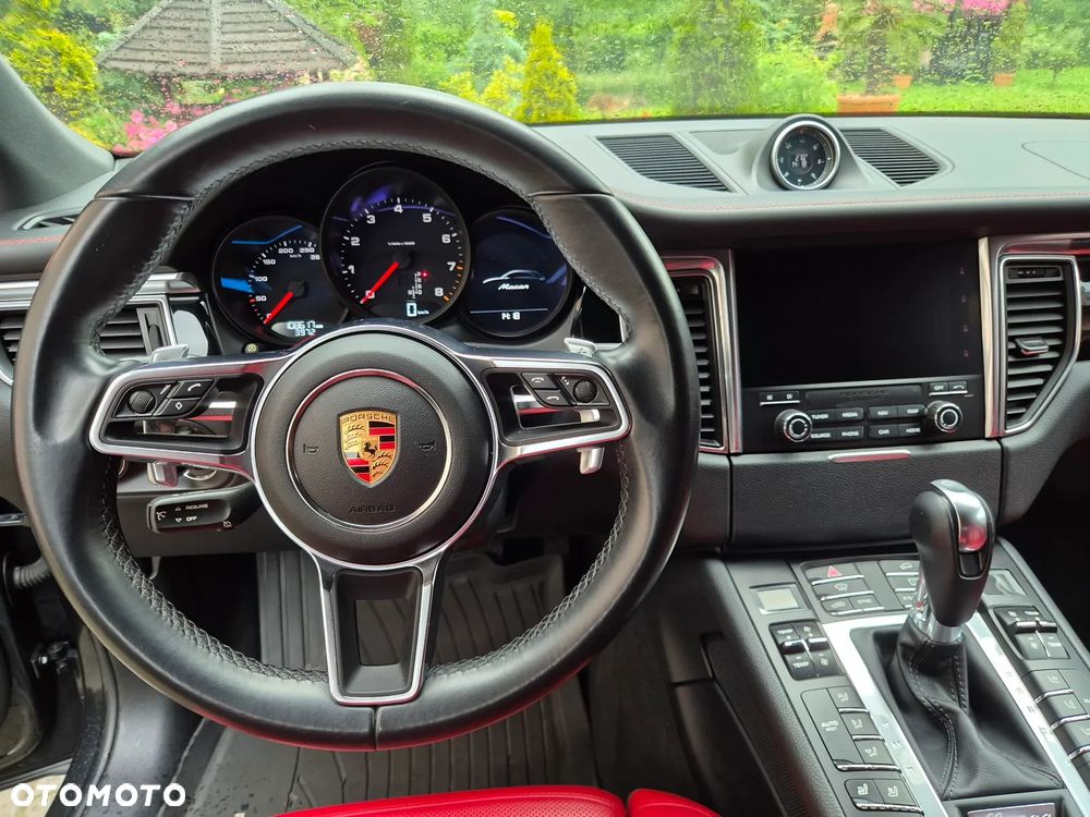 Porsche Macan - 11
