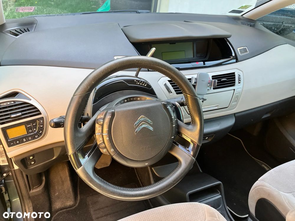 Citroën C4 Picasso 2.0 HDi FAP Exclusive - 13