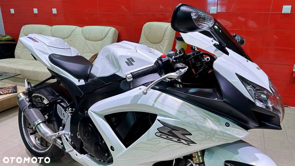 Suzuki GSX-R - 2