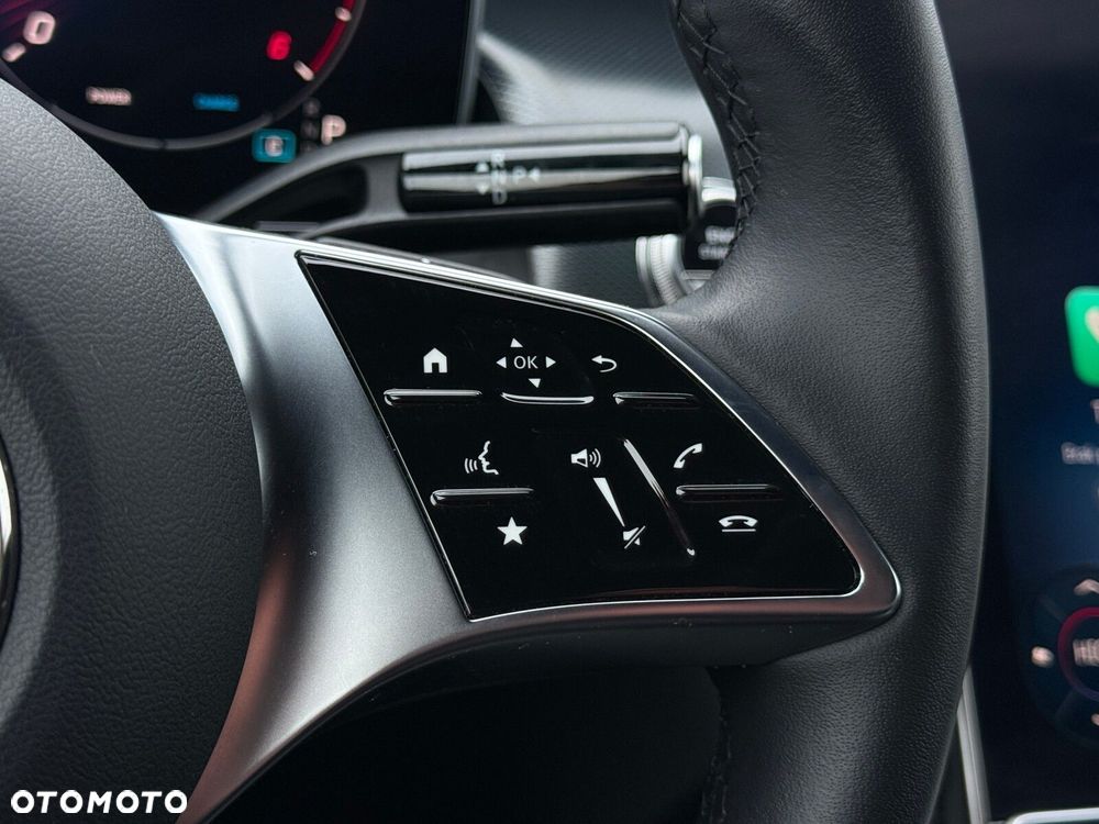 Mercedes-Benz GLC - 13