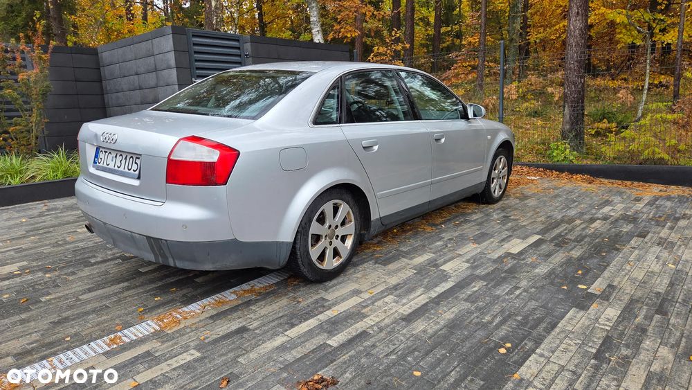 Audi A4 Limousine - 6