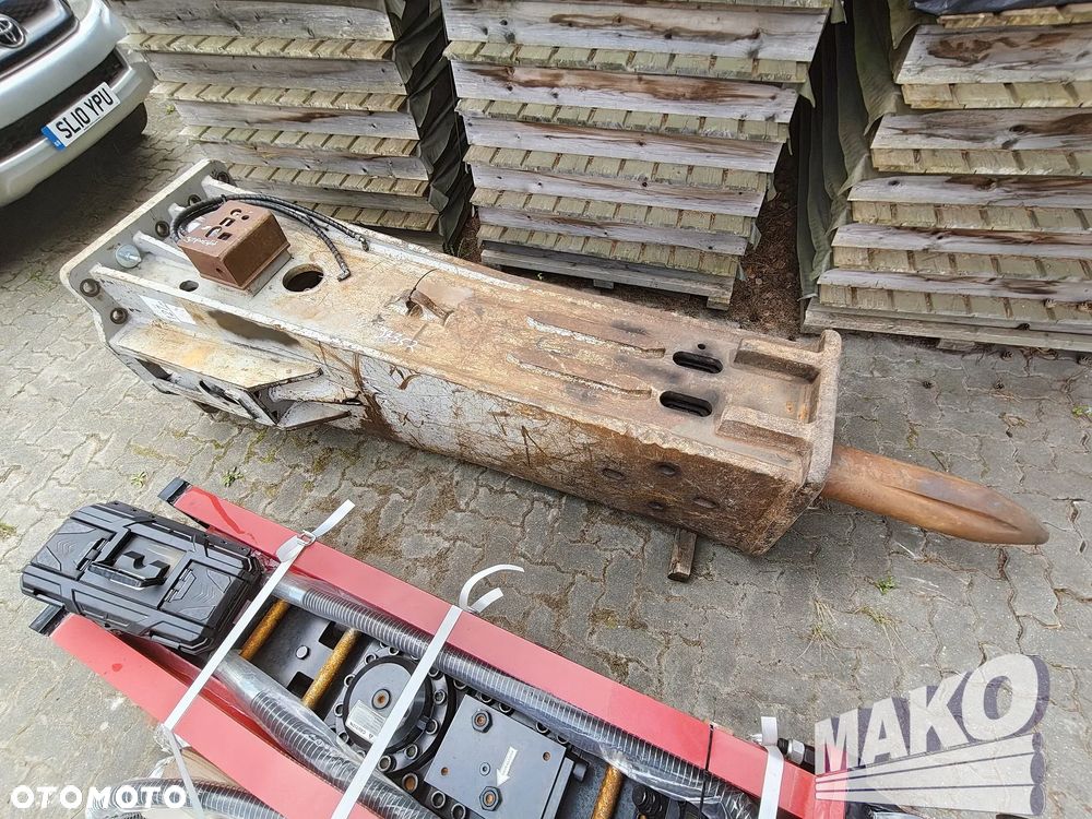 Młot hydrauliczny Inan Makina MTB405 DHX 4100kg do koparki - 1