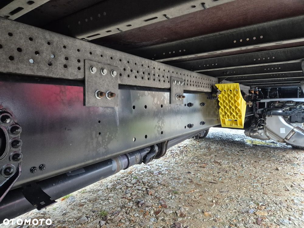 DAF XF ORYGINALNY PRZEBIEG z Niemiec / TANDEM ZESTAW PRZEJAZDOWY Z WINDĄ - 10