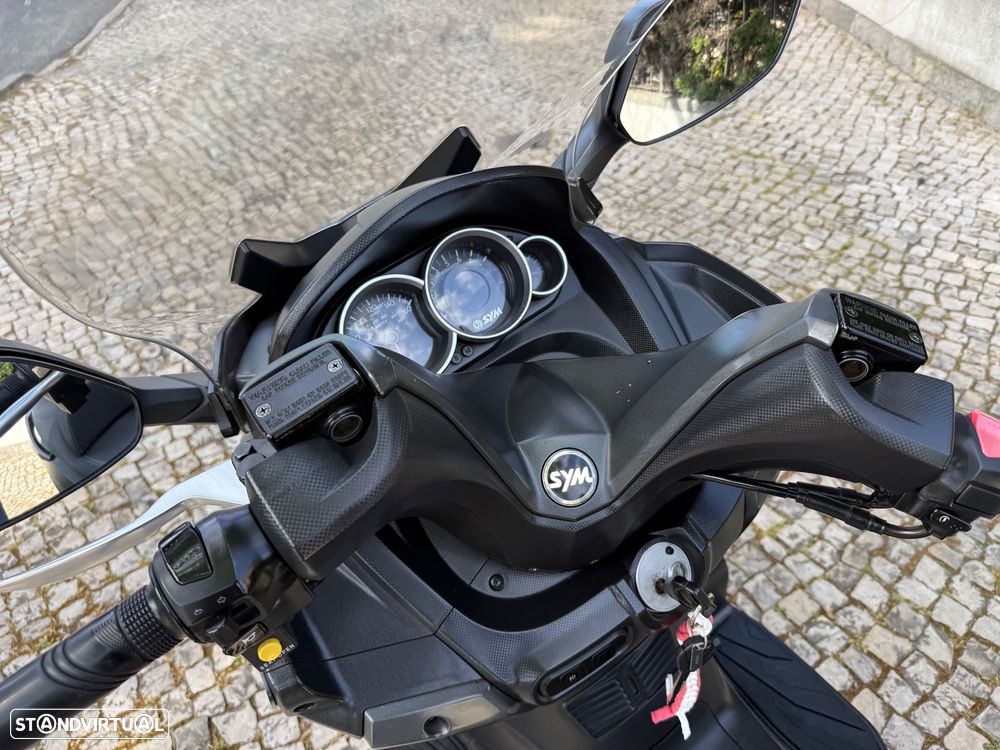 Sym GTS 300 i - 13
