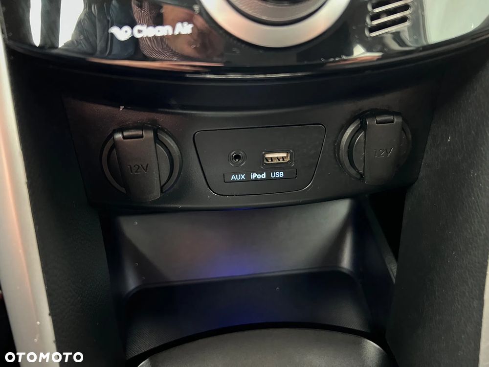 Hyundai i30 1.6 CRDi Automatik Style - 26