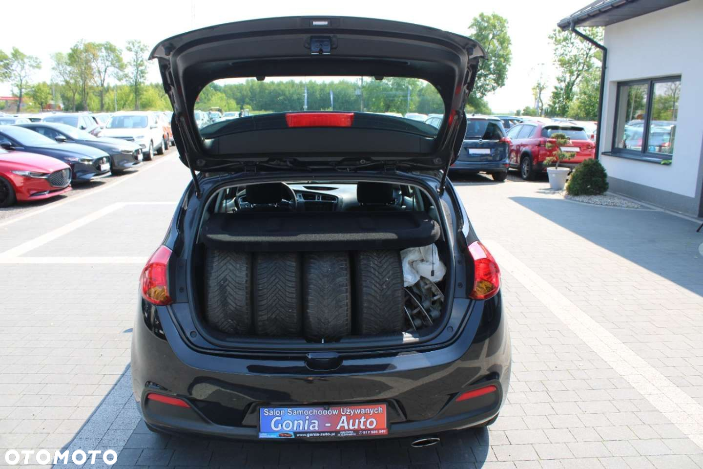 Kia Ceed - 28
