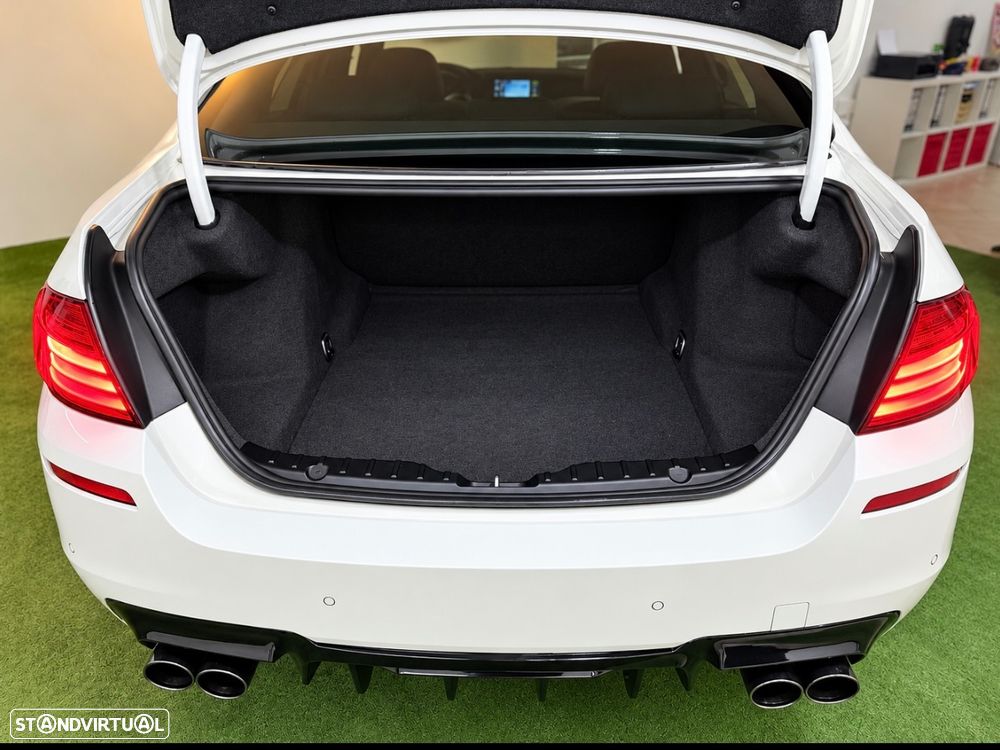 BMW 535 d Auto - 12