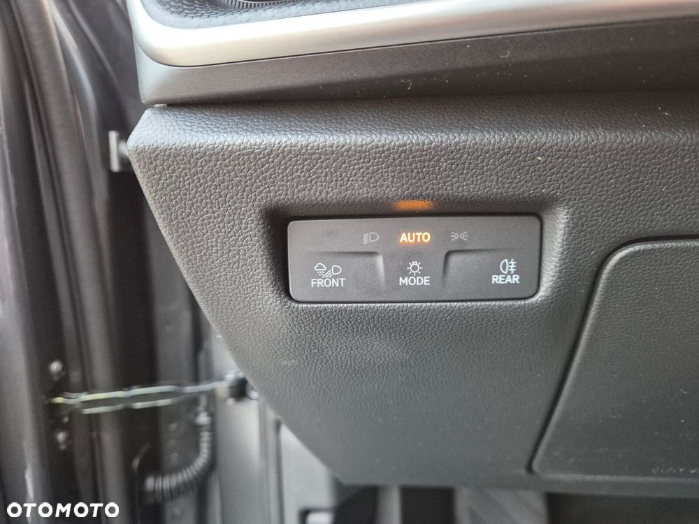 Skoda Superb 2.0 TDI SCR 4x4 Edition 130 DSG - 25