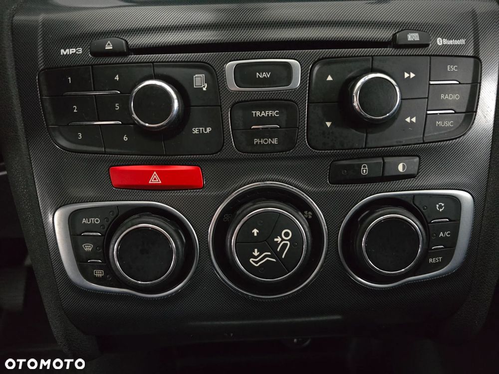 Citroën C4 VTi 120 Style - 28