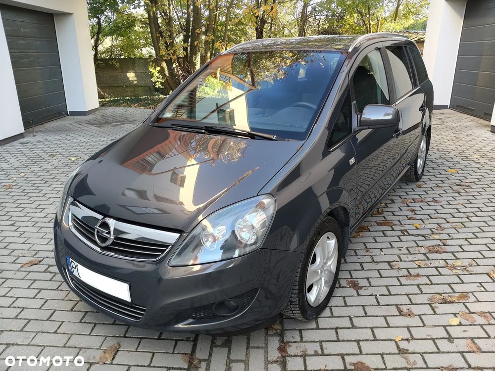 Opel Zafira 1.6 Cosmo - 31