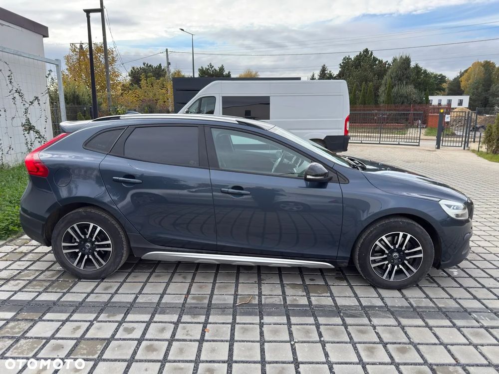 Volvo V40 Cross Country 2016 photo 4
