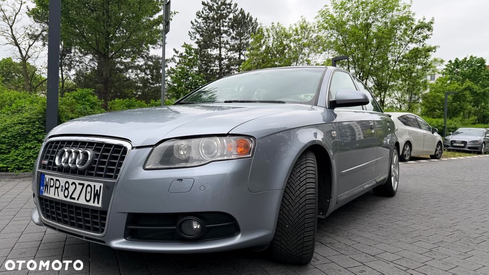 Audi A4 Limousine - 20