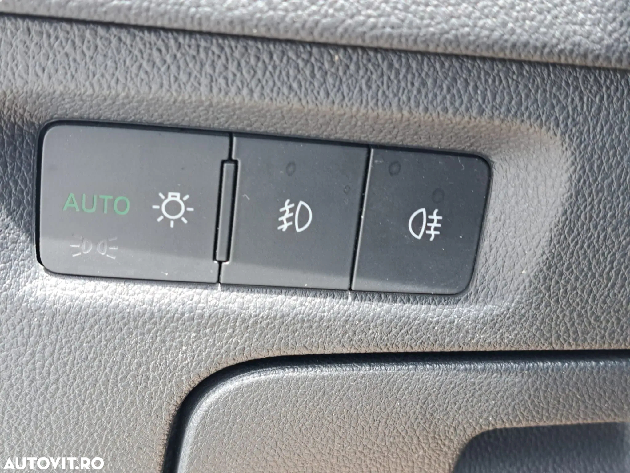 Skoda Octavia 2.0 TDI Ambition - 25