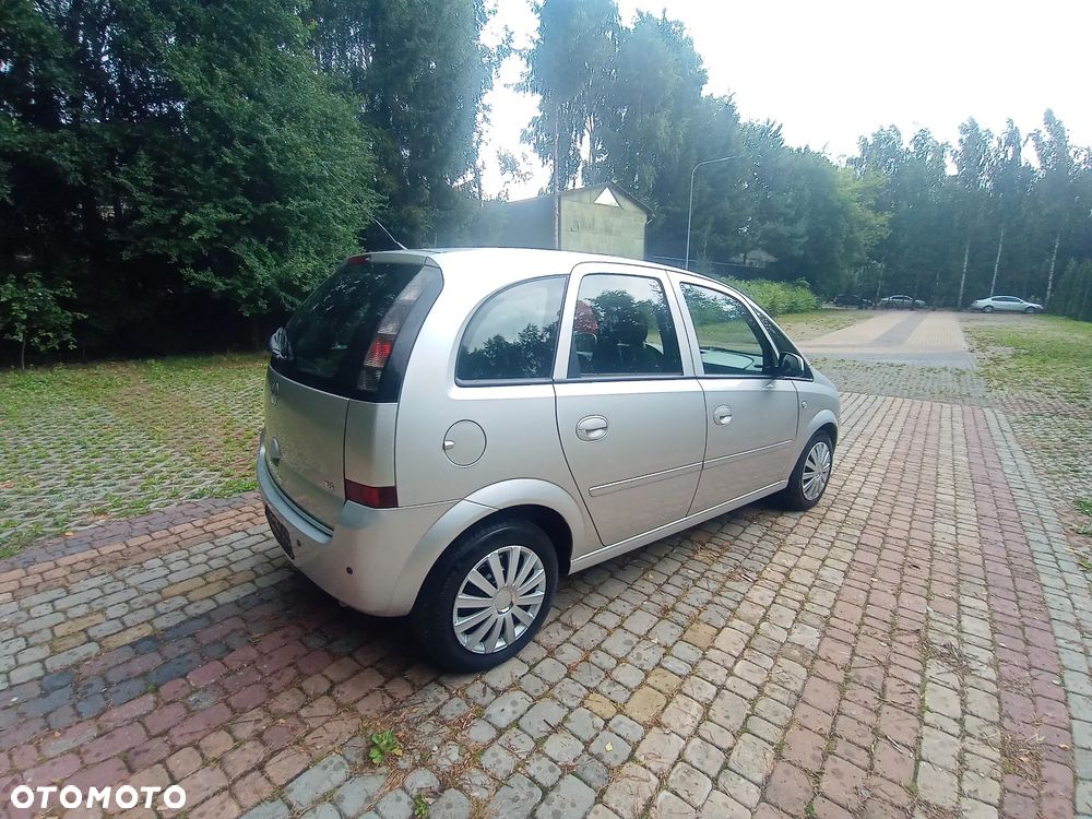 Opel Meriva 1.6 Essentia MTA - 13