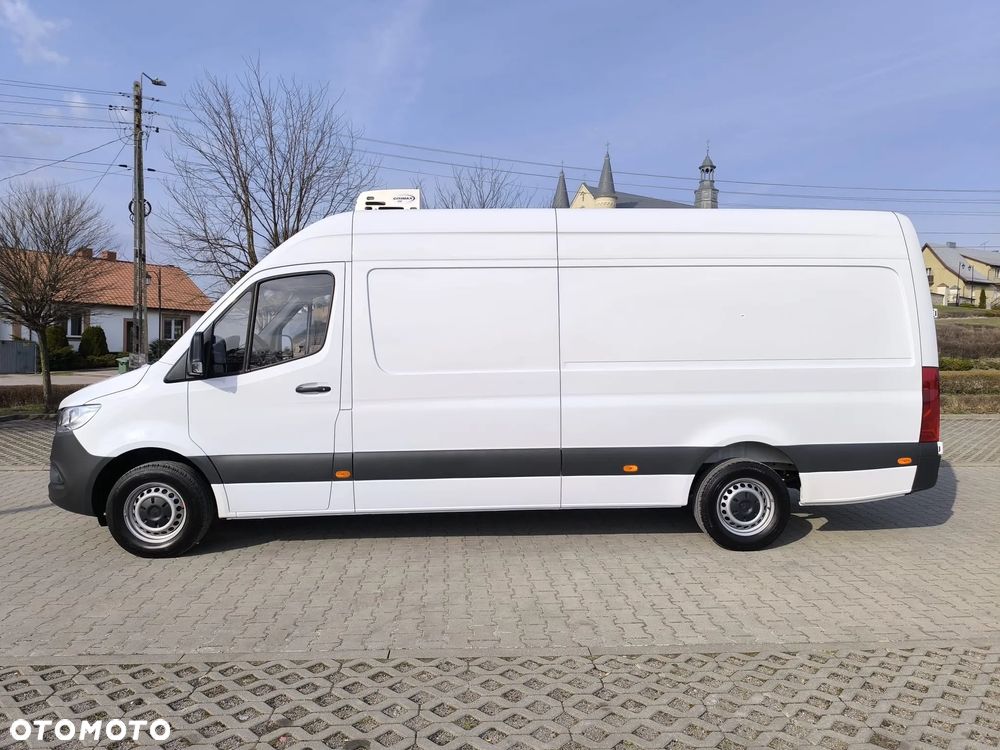 Mercedes-Benz Sprinter 315, Automat, Mroźnia, Chłodnia + Funkcja Grzania, Długi (4.25m) - 9