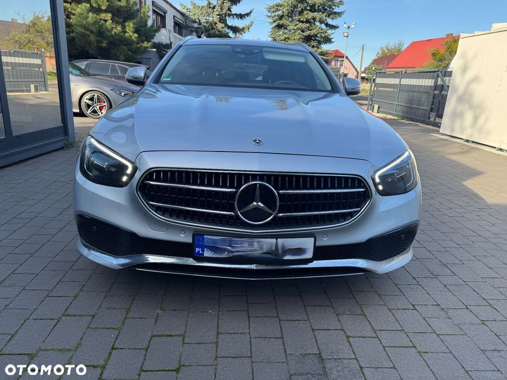 Mercedes-Benz Klasa E 220 d T 9G-TRONIC Avantgarde - 13
