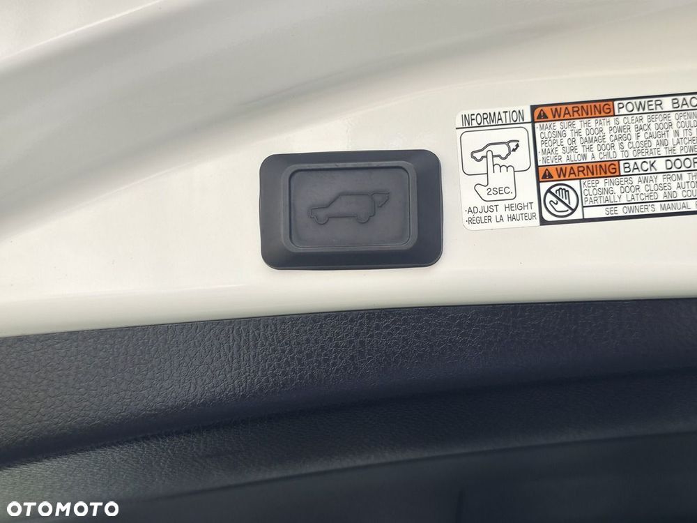 Toyota RAV4 - 7
