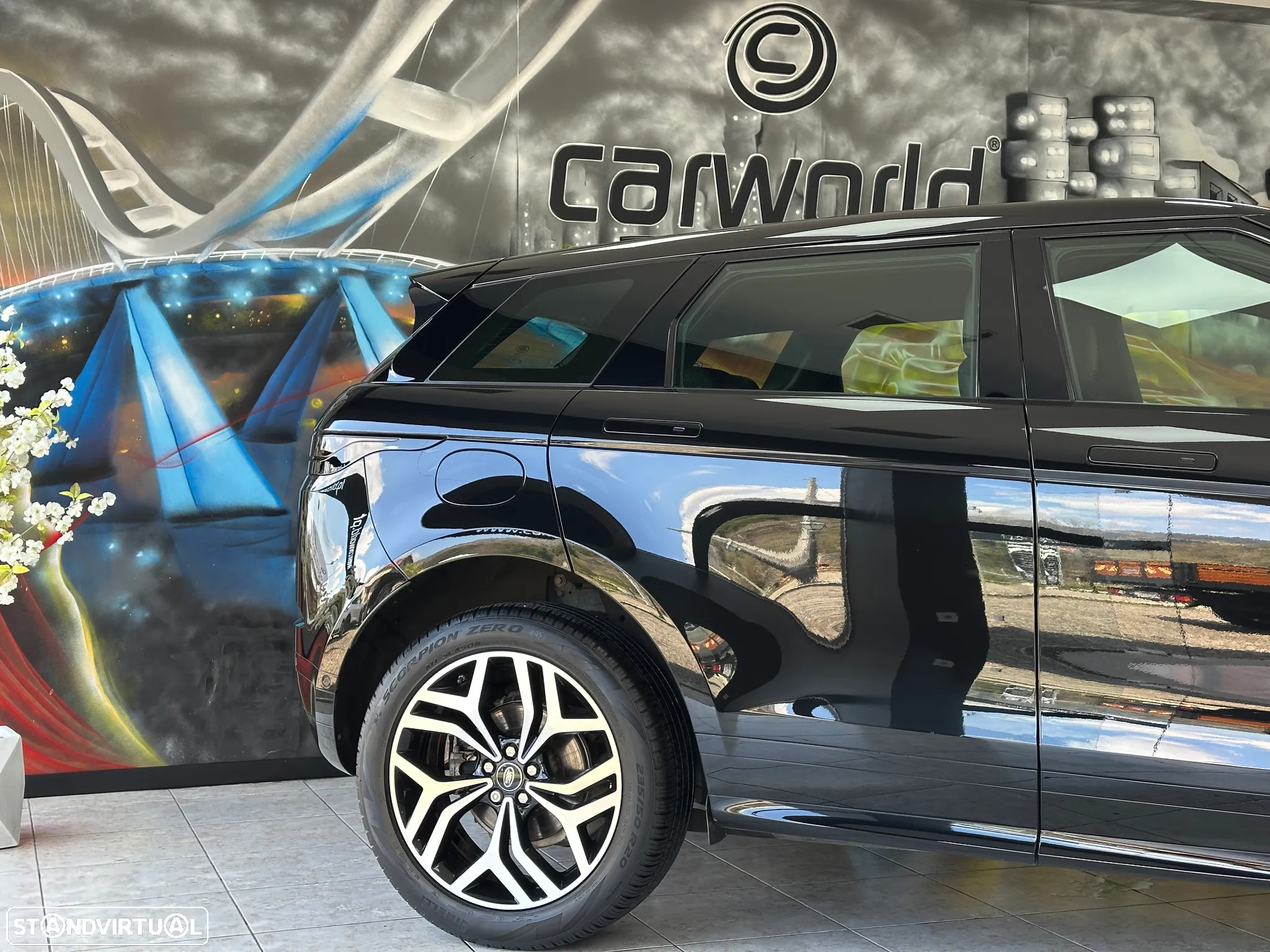 Land Rover Range Rover Evoque 2.0 P250 AWD R-Dynamic HSE Auto - 5