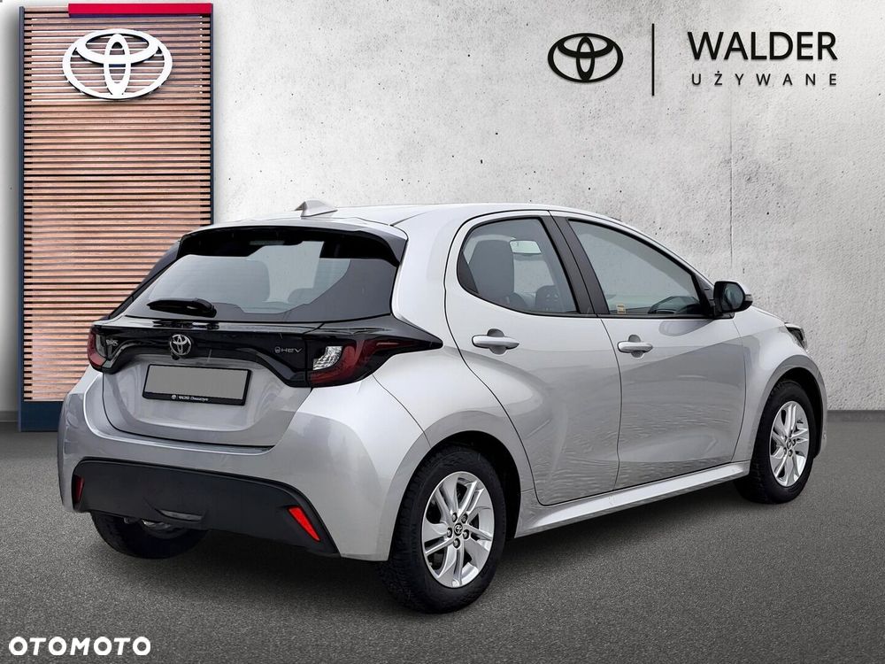 Toyota Yaris 1.5 Comfort - 6