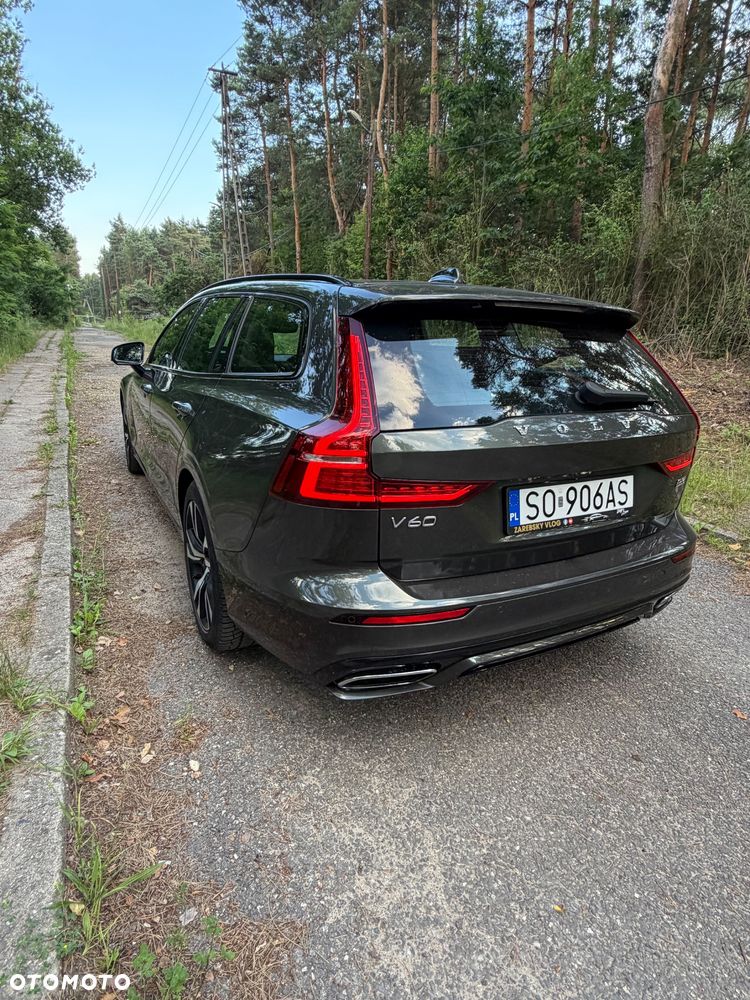 Volvo V60 B3 B R-Design - 6