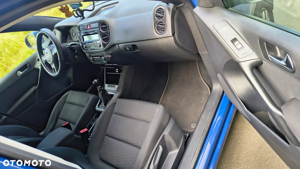 Volkswagen Tiguan - 16